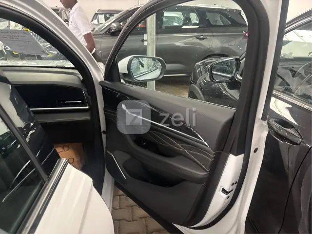 Geely Monjaro 2025 — photo 19