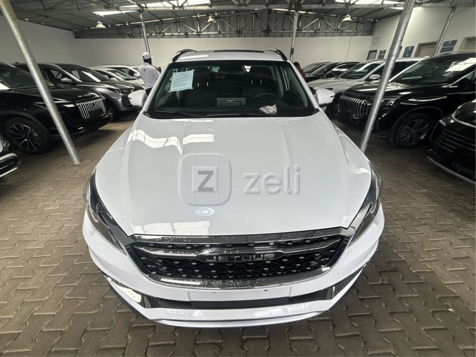 Jetour X70 2025 — photo 2