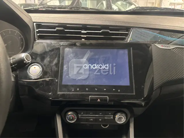 Chery Tiggo 3 2025 — photo 12