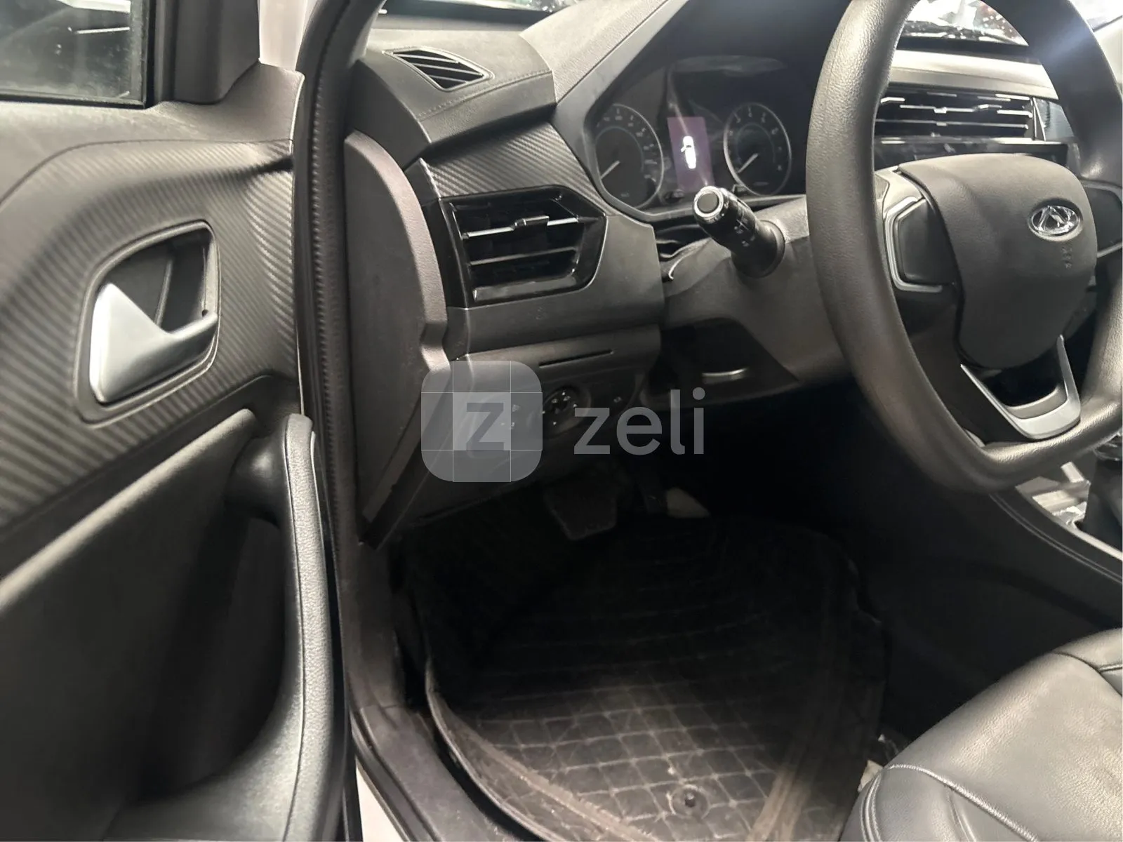 Chery Tiggo 3 2025 — photo 16