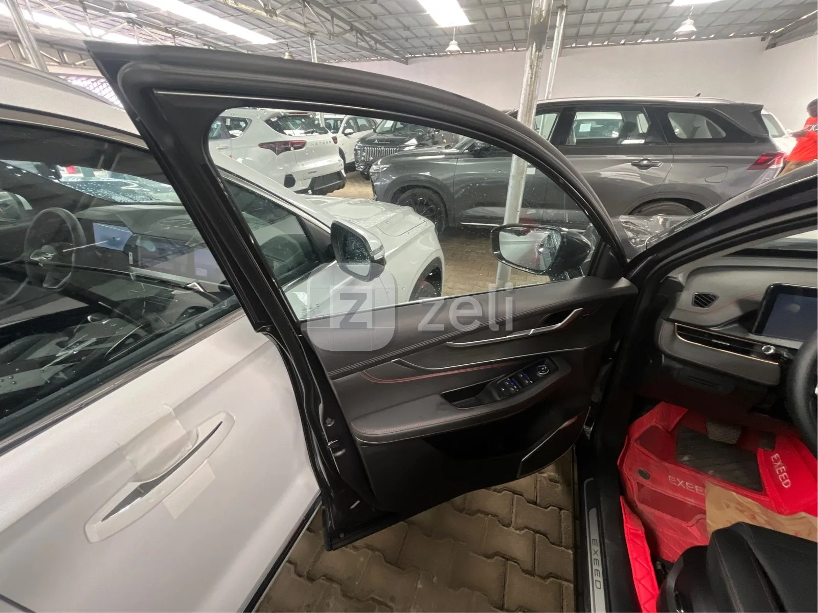 Exeeds LX 2025 — photo 19