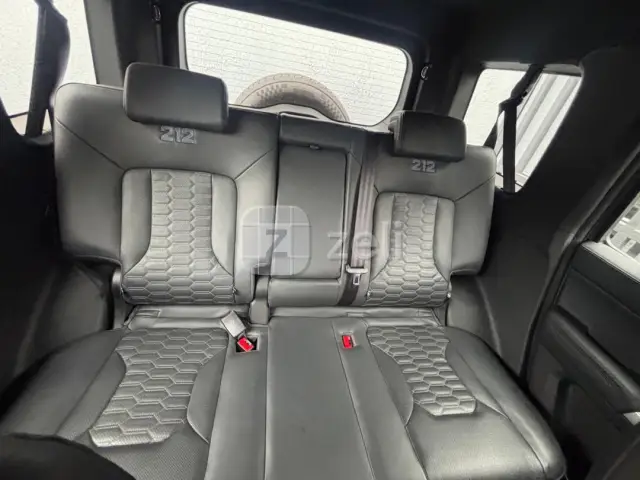 212 T01 2024 — photo 15