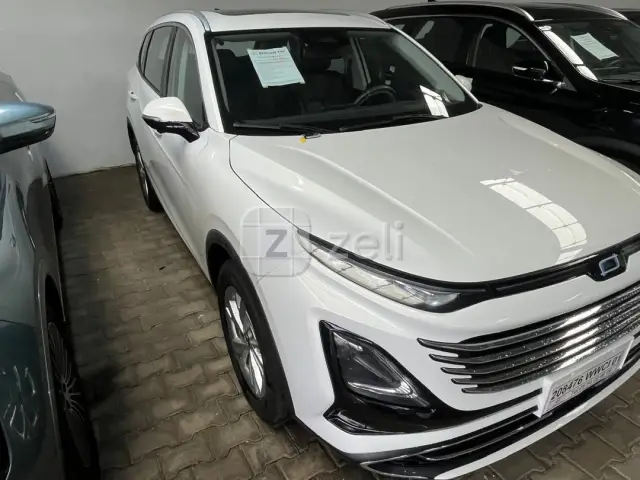 Bestune T90 2025 — photo 18