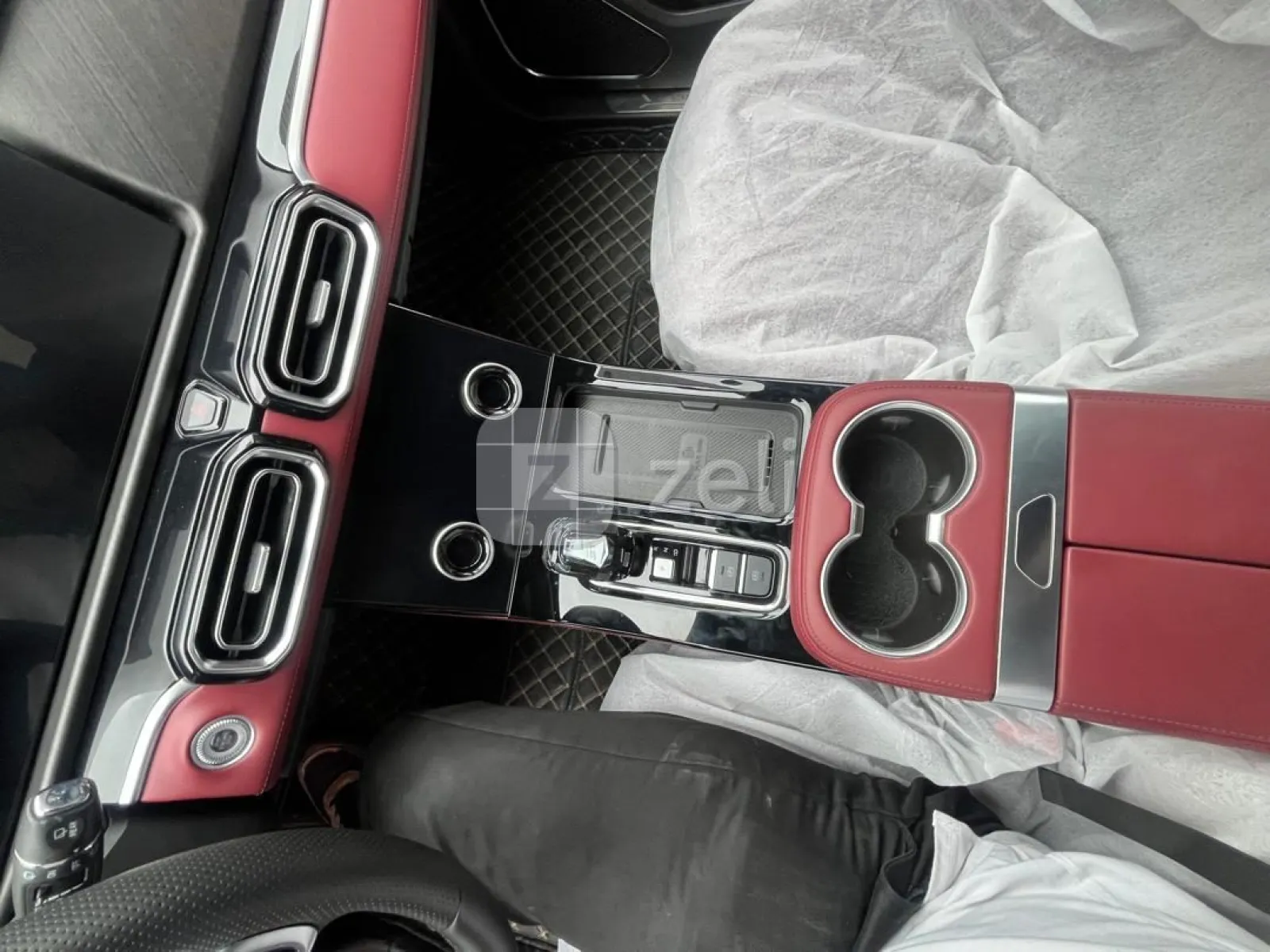 Jetour X70 Plus 2024 — photo 14