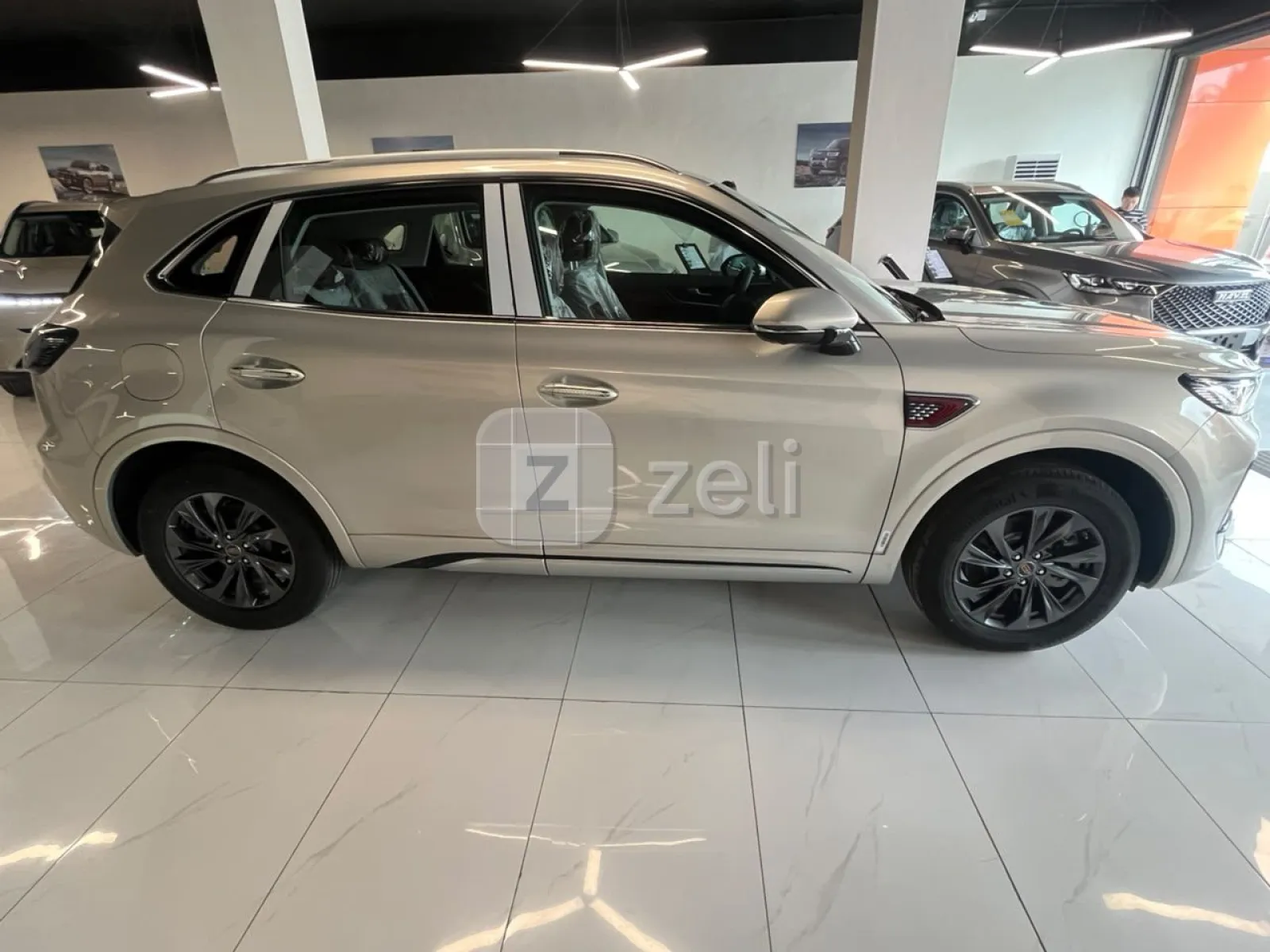 Hongqi HS5 2026 — photo 3