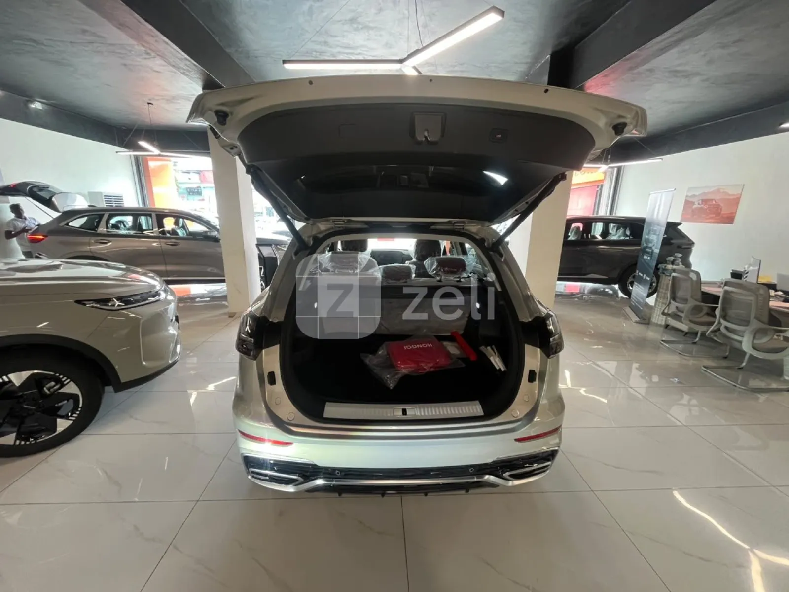 Hongqi HS5 2026 — photo 15