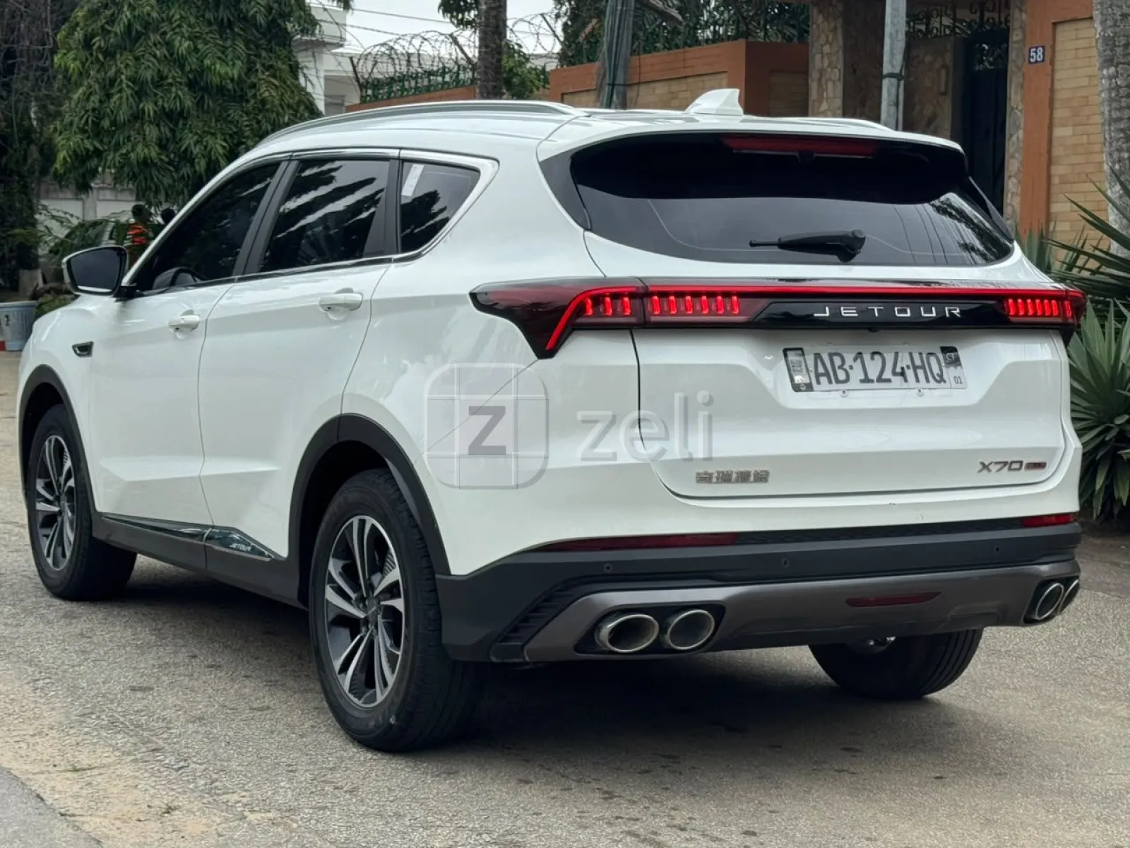 Jetour X70 Plus 2021 — photo 6