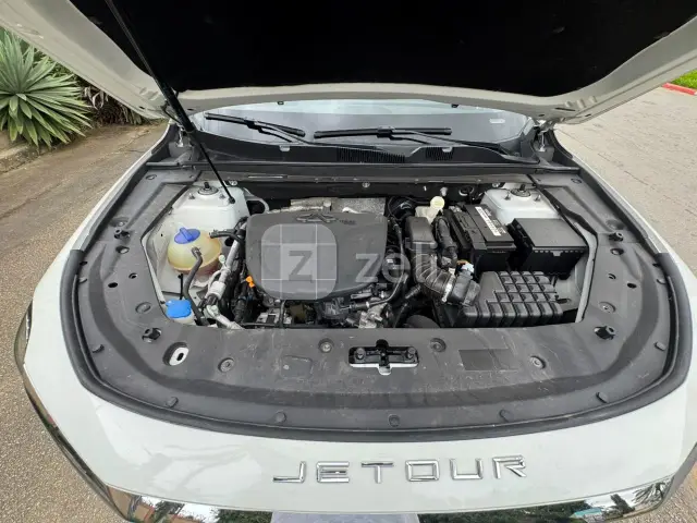 Jetour X70 Plus 2021 — photo 12