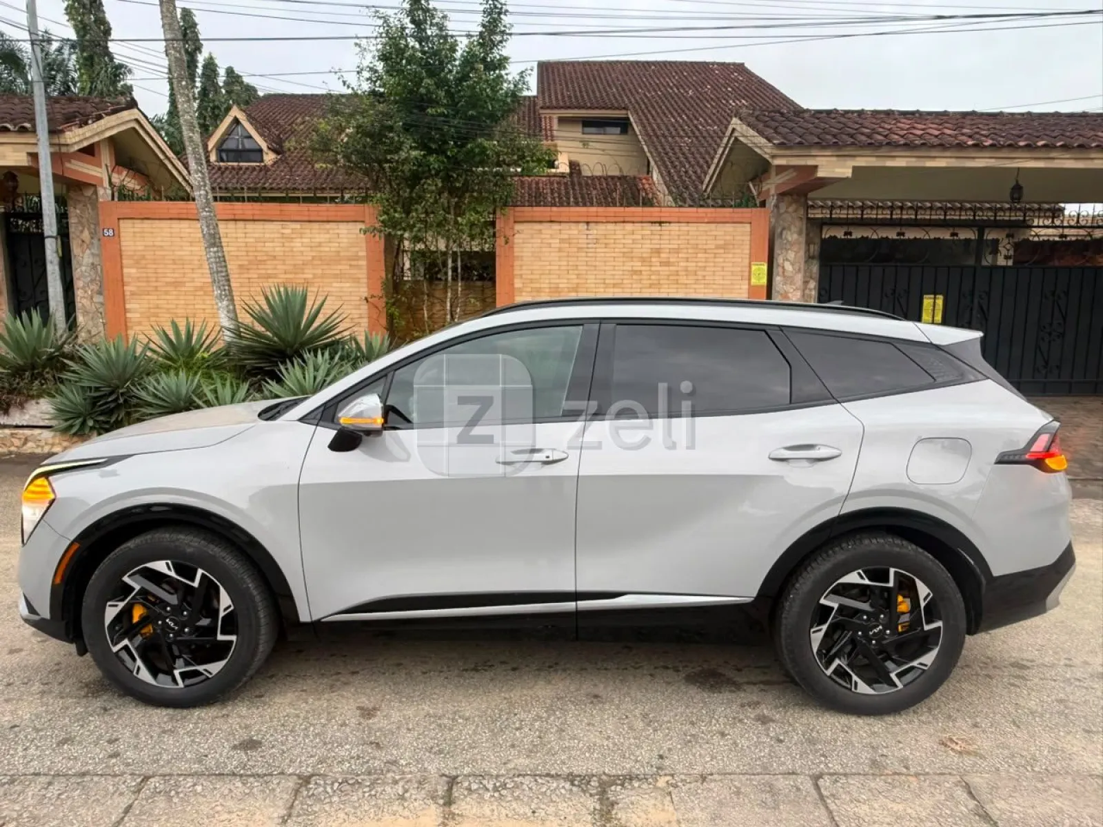 Kia Sportage 2023 — photo 4