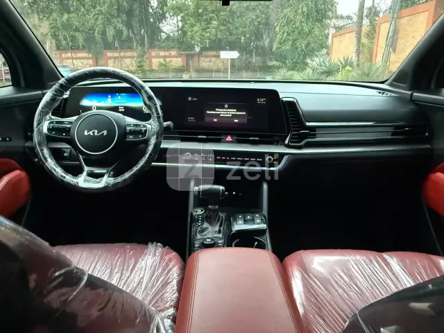 Kia Sportage 2023 — photo 11