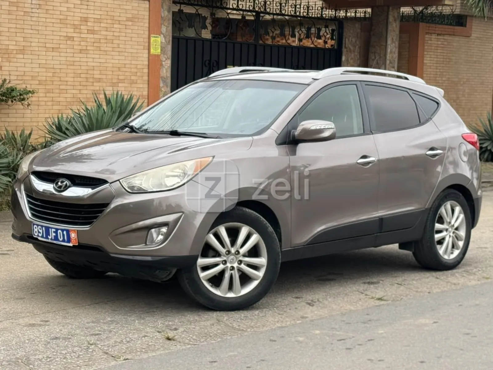 Hyundai Tucson 2011 — photo 2