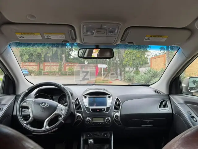 Hyundai Tucson 2011 — photo 10