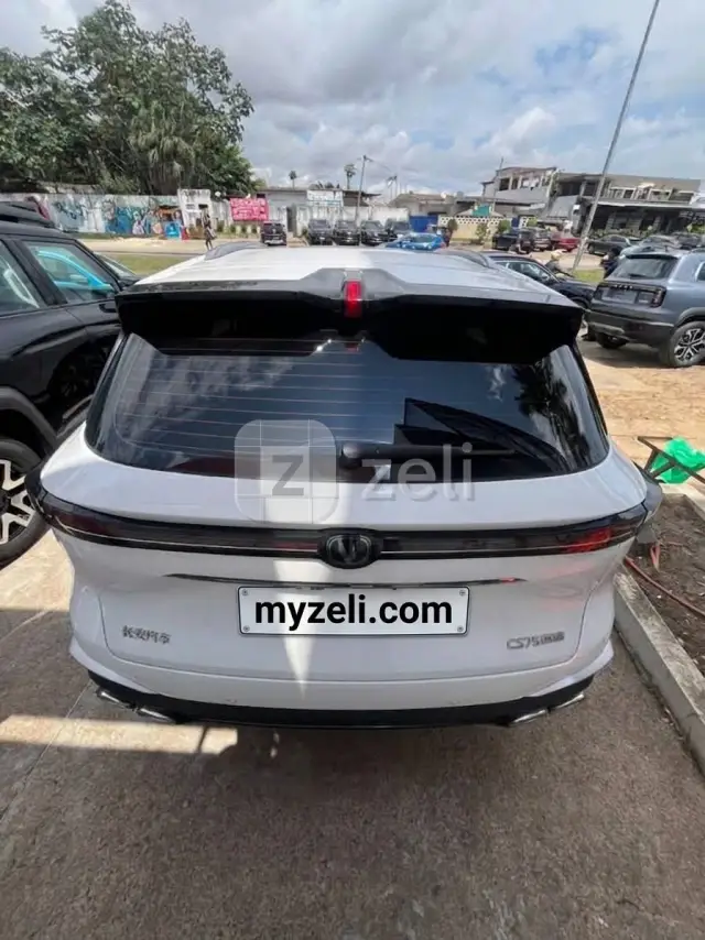 Changan CS75 Plus 2025 — photo 10
