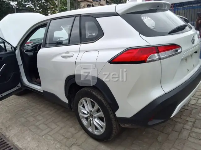 Toyota Corolla Cross 2025 — photo 4