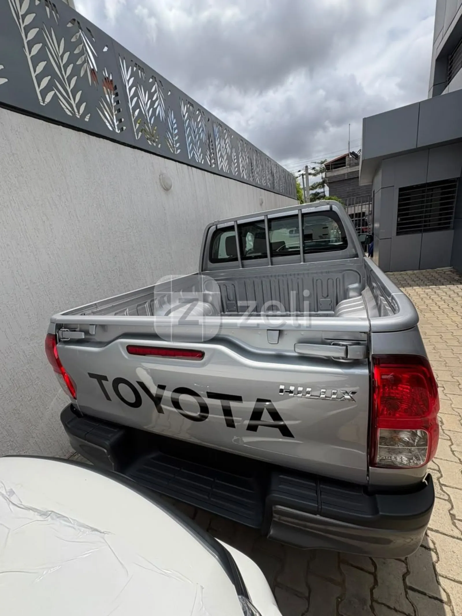 Toyota Hilux 2026 — photo 3