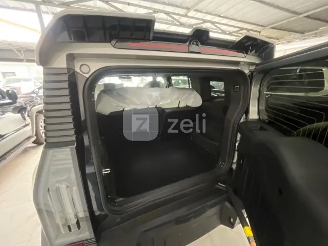 Jetour Traveller 2025 — photo 10