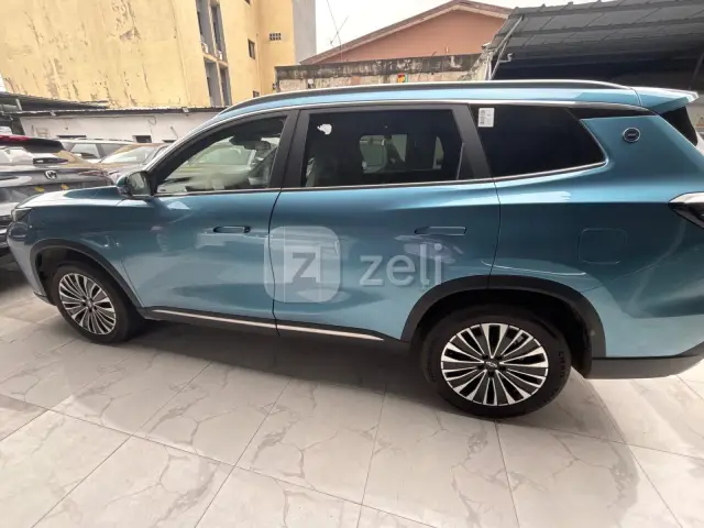 Chery Tiggo 8 2025 — photo 4