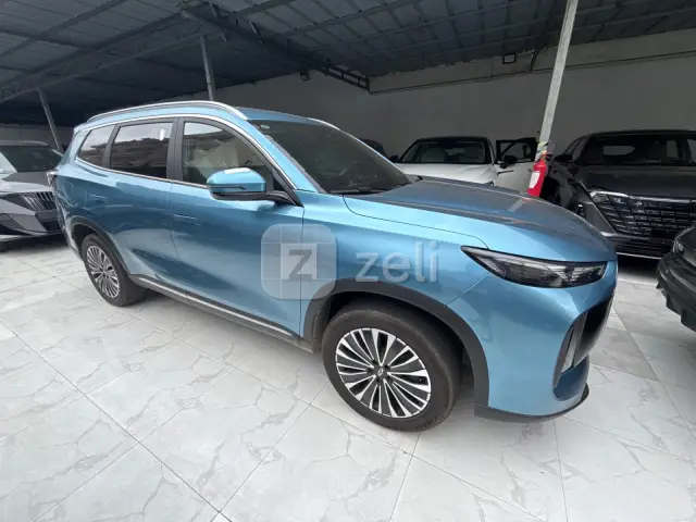 Chery Tiggo 8 2025 — photo 8