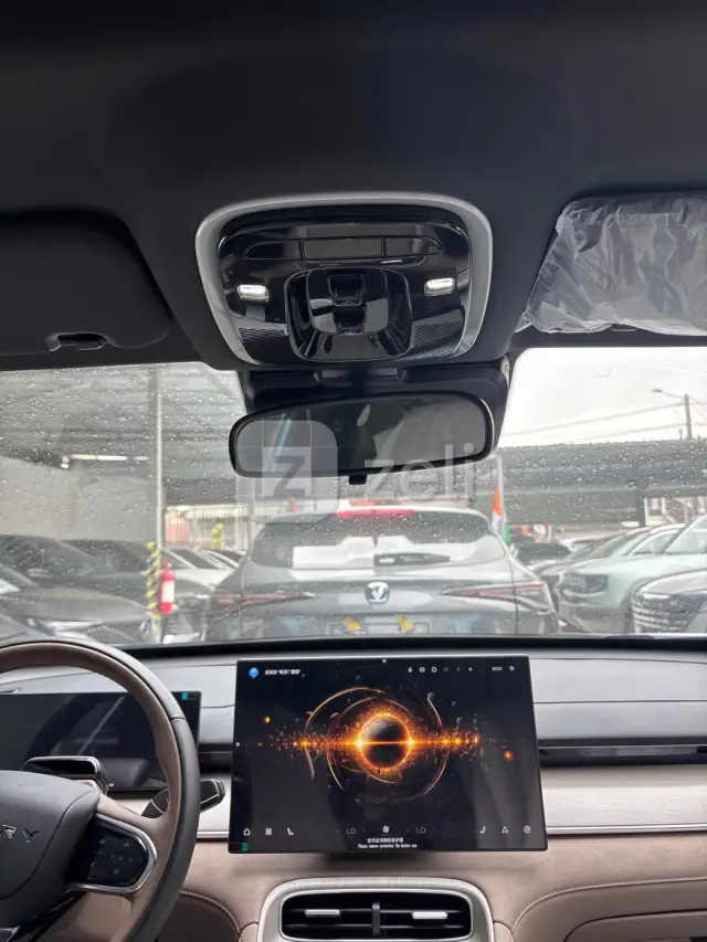 Chery Tiggo 8 2025 — photo 17