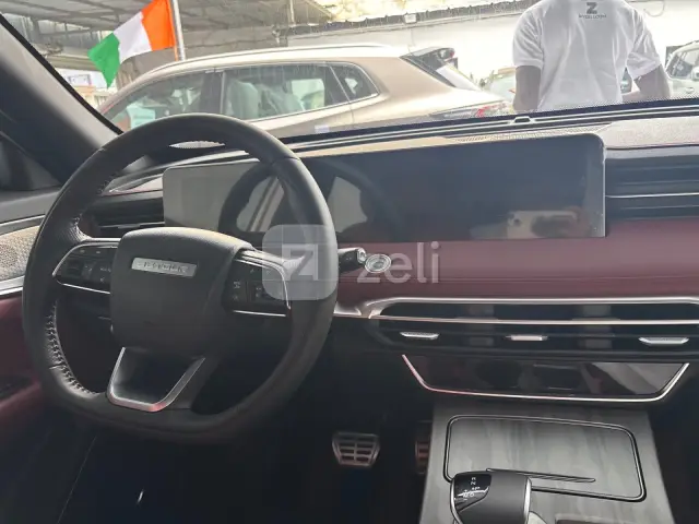 Jetour X70 Plus 2022 — photo 13