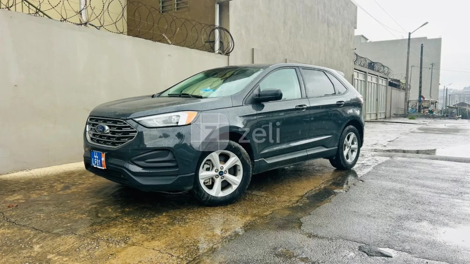 Ford Edge 2022 — photo 1