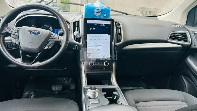 Ford Edge 2022 — photo 6