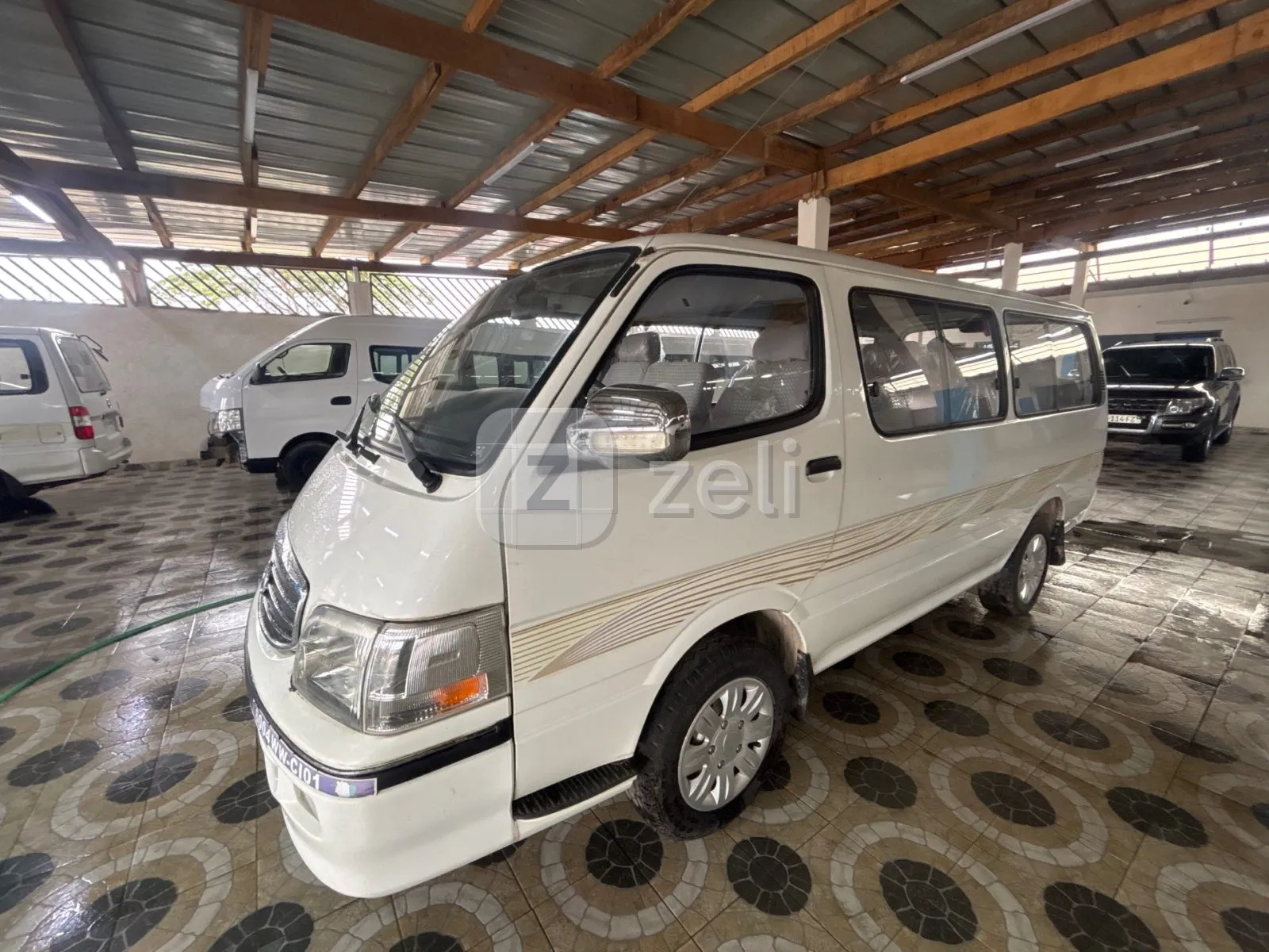 Toyota Axio 2025 — photo 1
