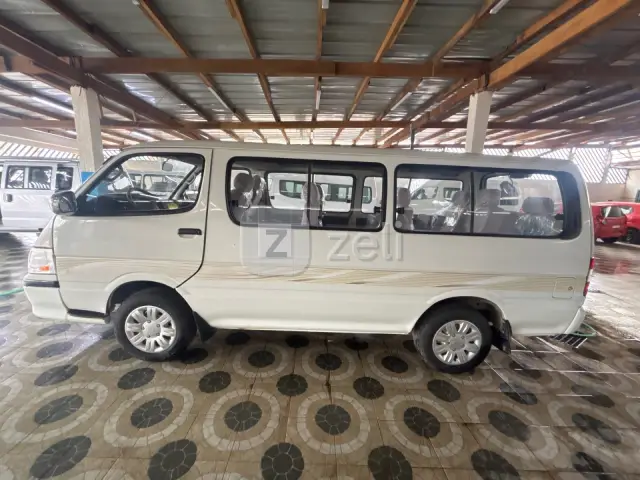 Toyota Axio 2025 — photo 4