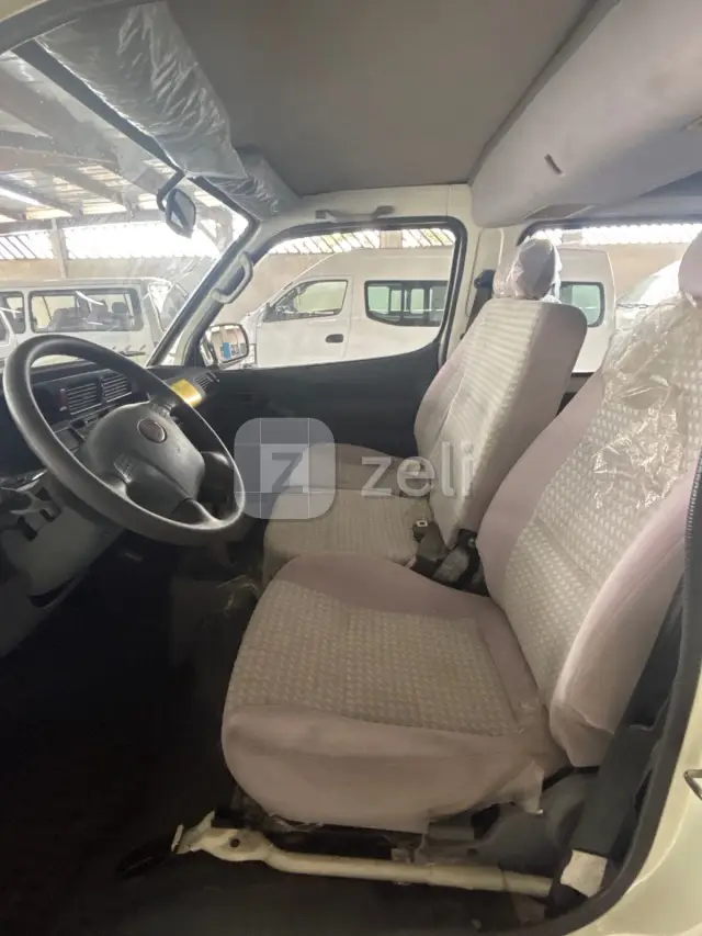 Toyota Axio 2025 — photo 7