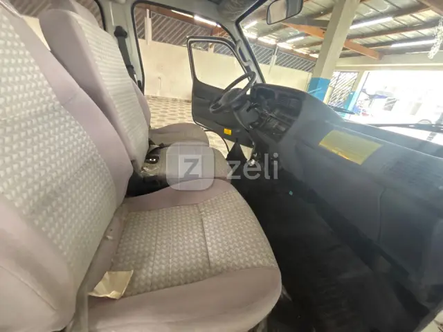 Toyota Axio 2025 — photo 9