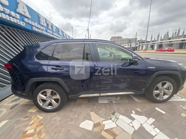 Toyota RAV4 2020 — photo 6
