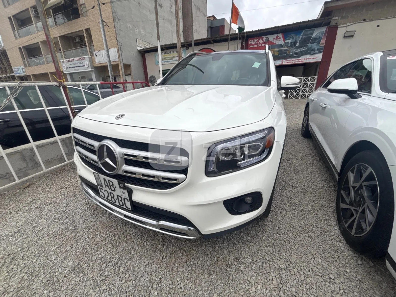 Mercedes GLB 2021 — photo 1