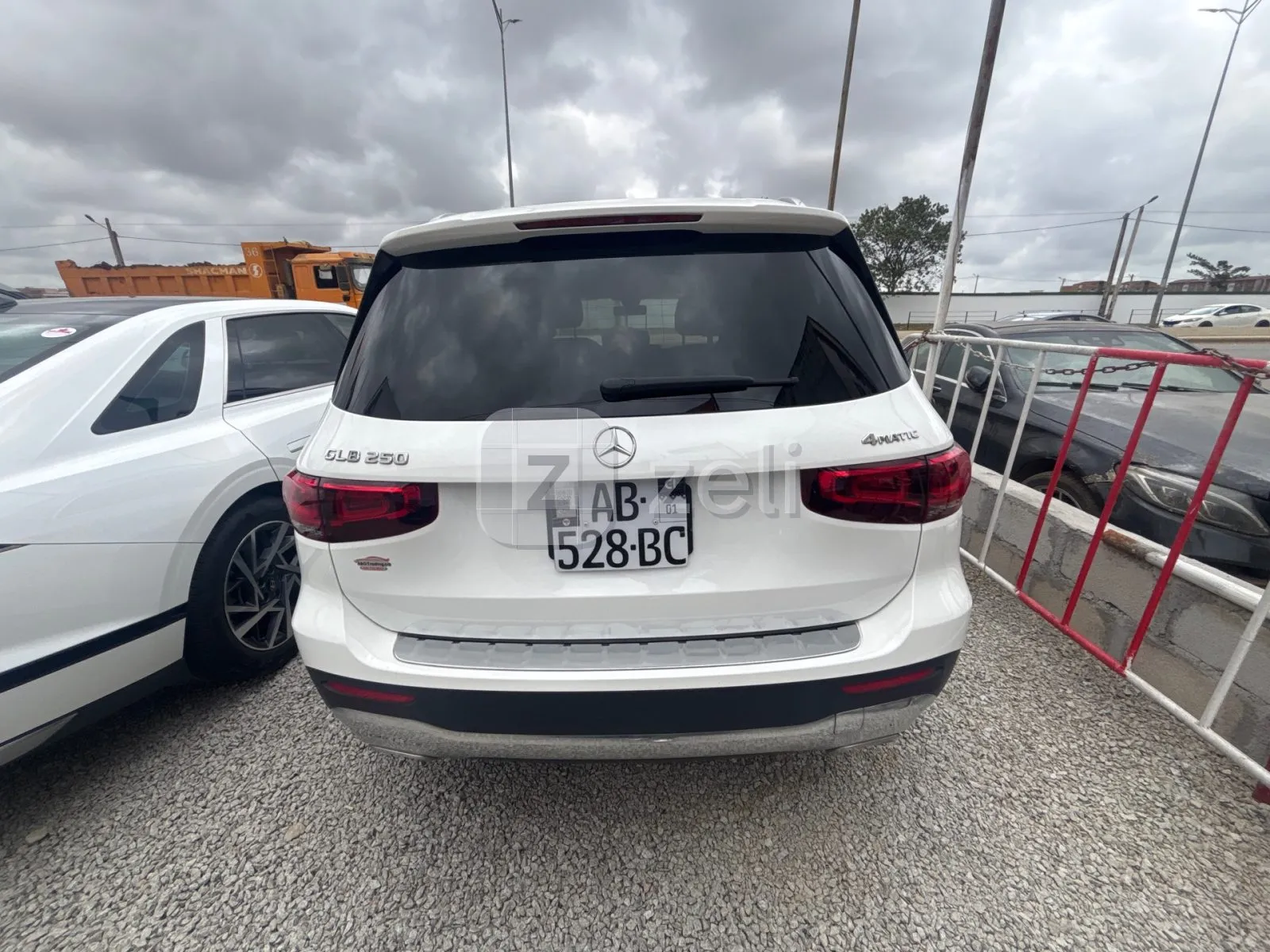 Mercedes GLB 2021 — photo 5