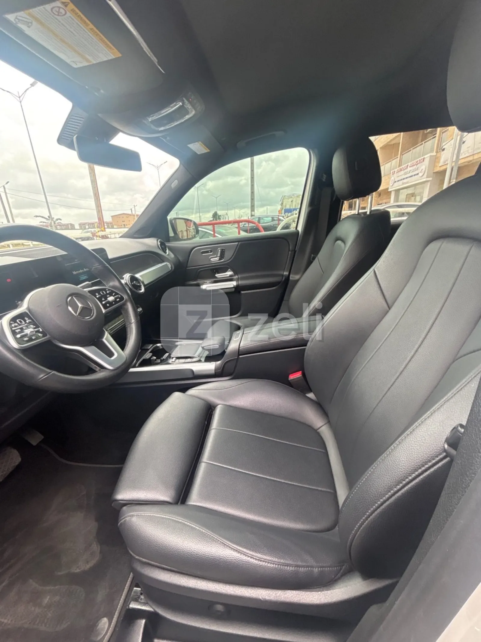 Mercedes GLB 2021 — photo 7