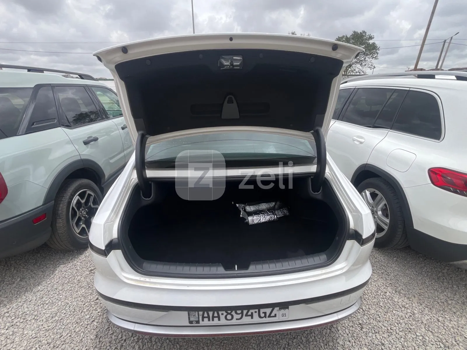 Hyundai Azera 2024 — photo 10