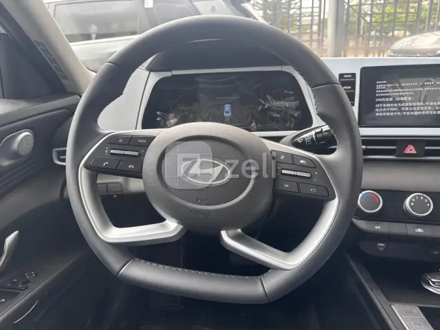 Hyundai Elantra 2026 — photo 15