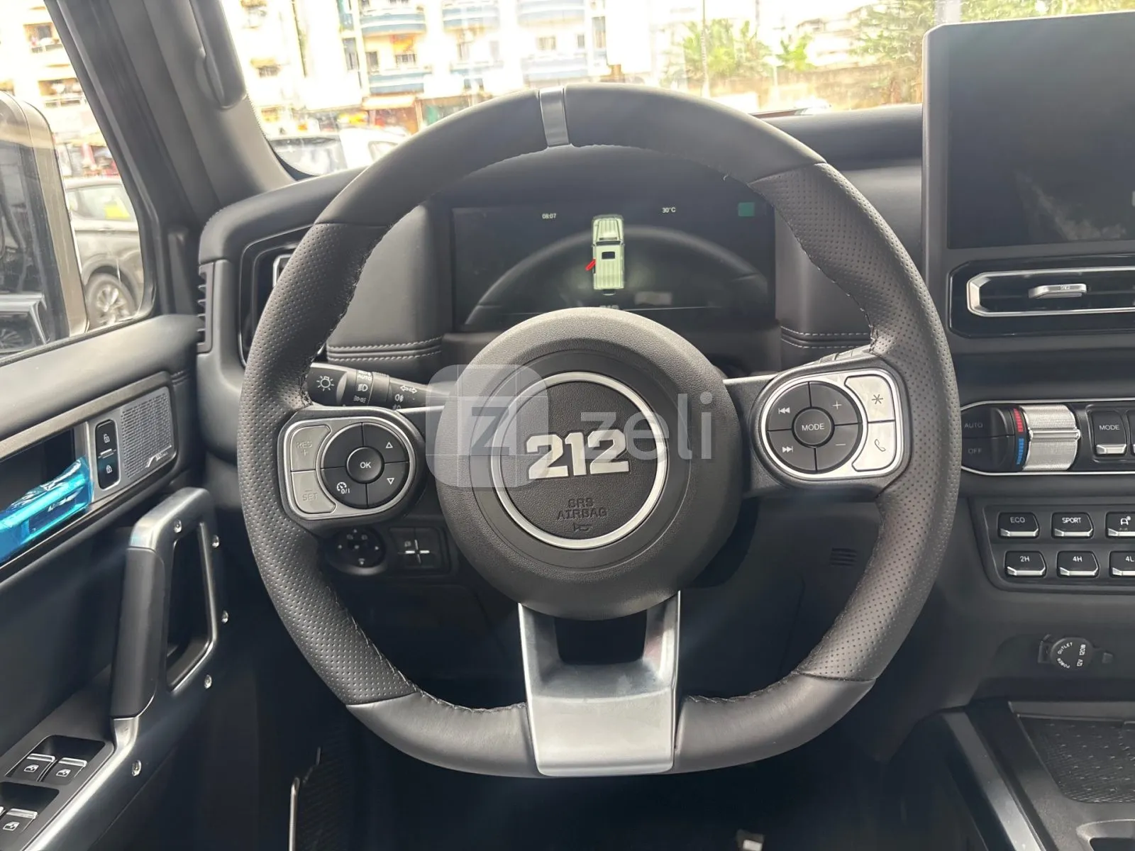 212 T01 2025 — photo 15