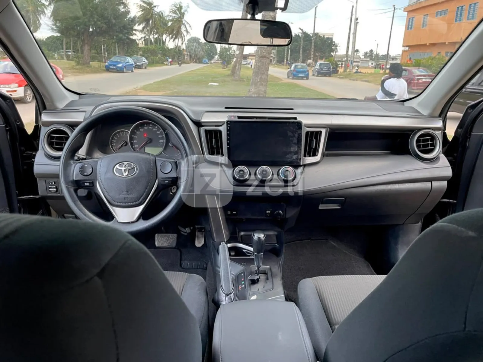 Toyota RAV4 2018 — photo 6