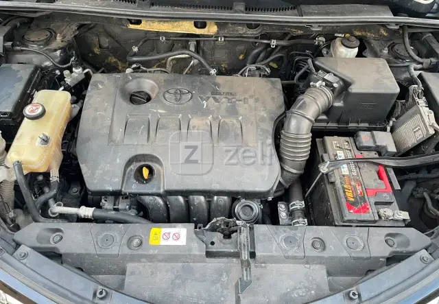 Toyota RAV4 2018 — photo 10