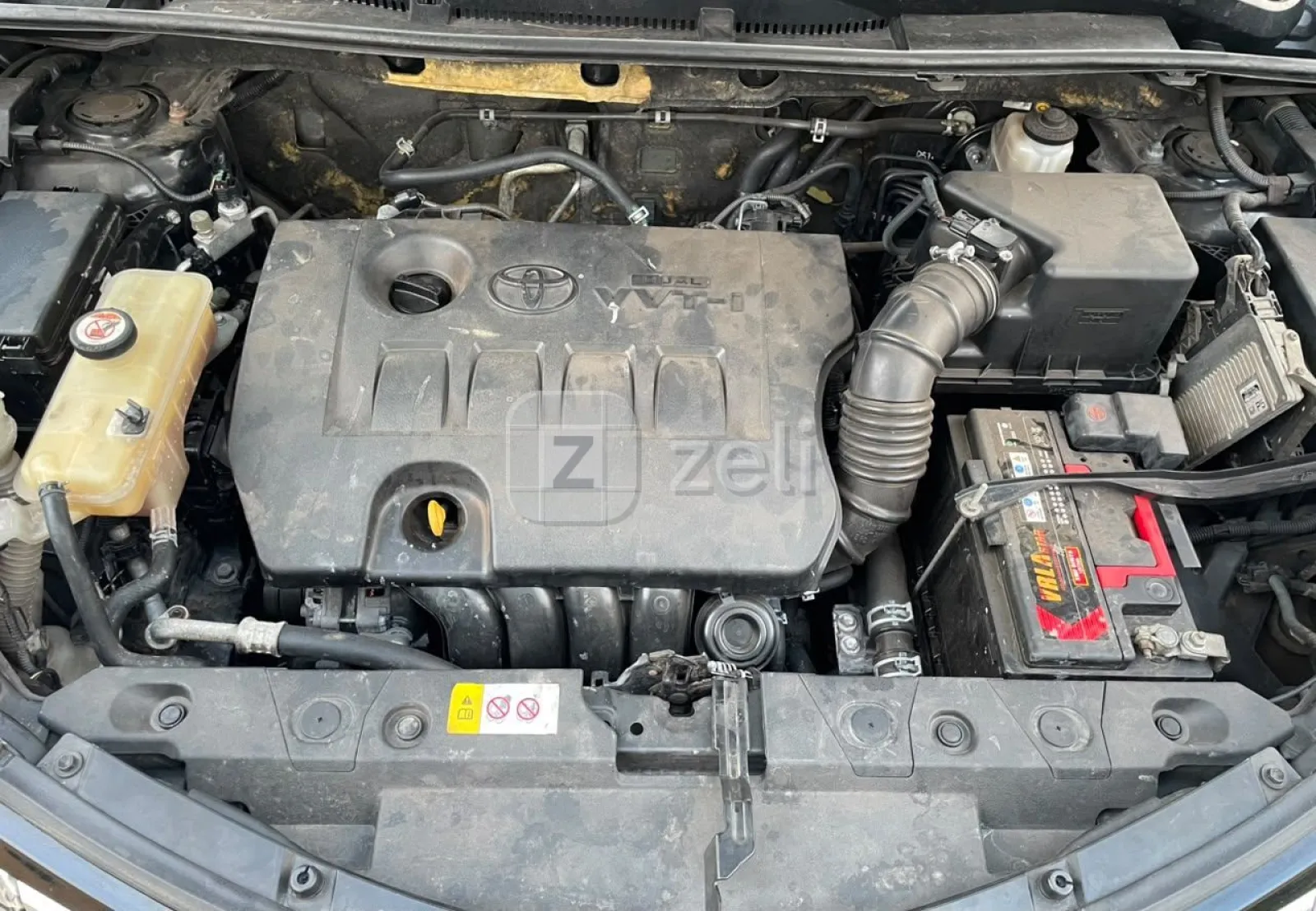Toyota RAV4 2018 — photo 10