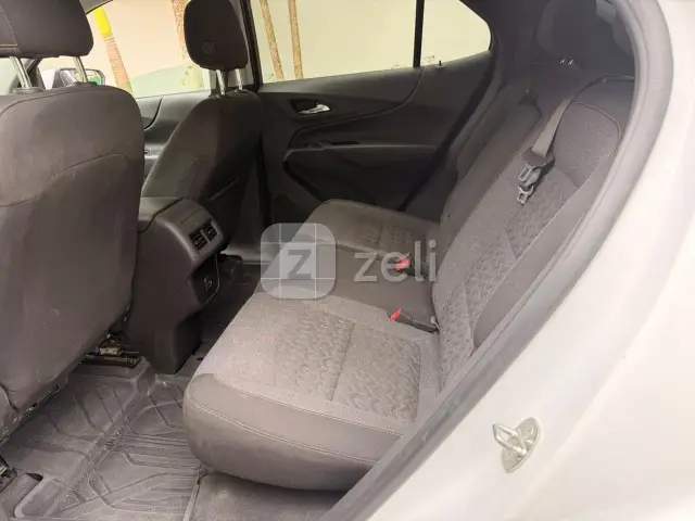 Chevrolet Equinox 2023 — photo 9