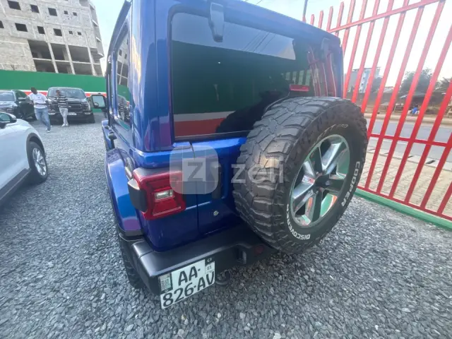 Jeep Wrangler 2023 — photo 6