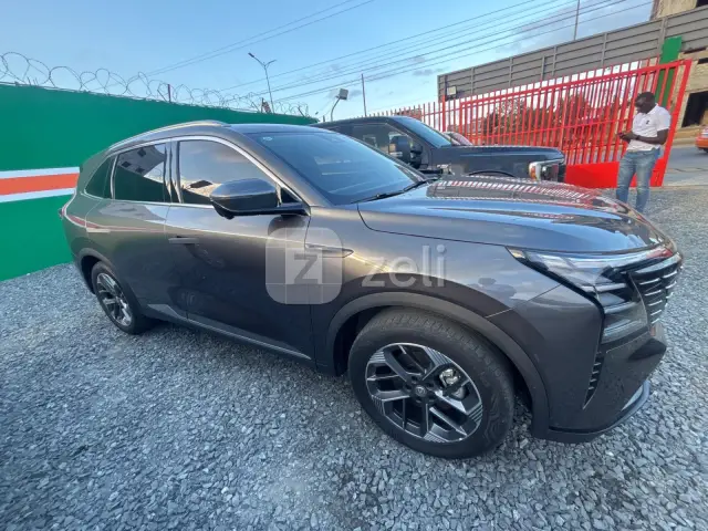 Changan CS75 Plus 2025 — photo 4