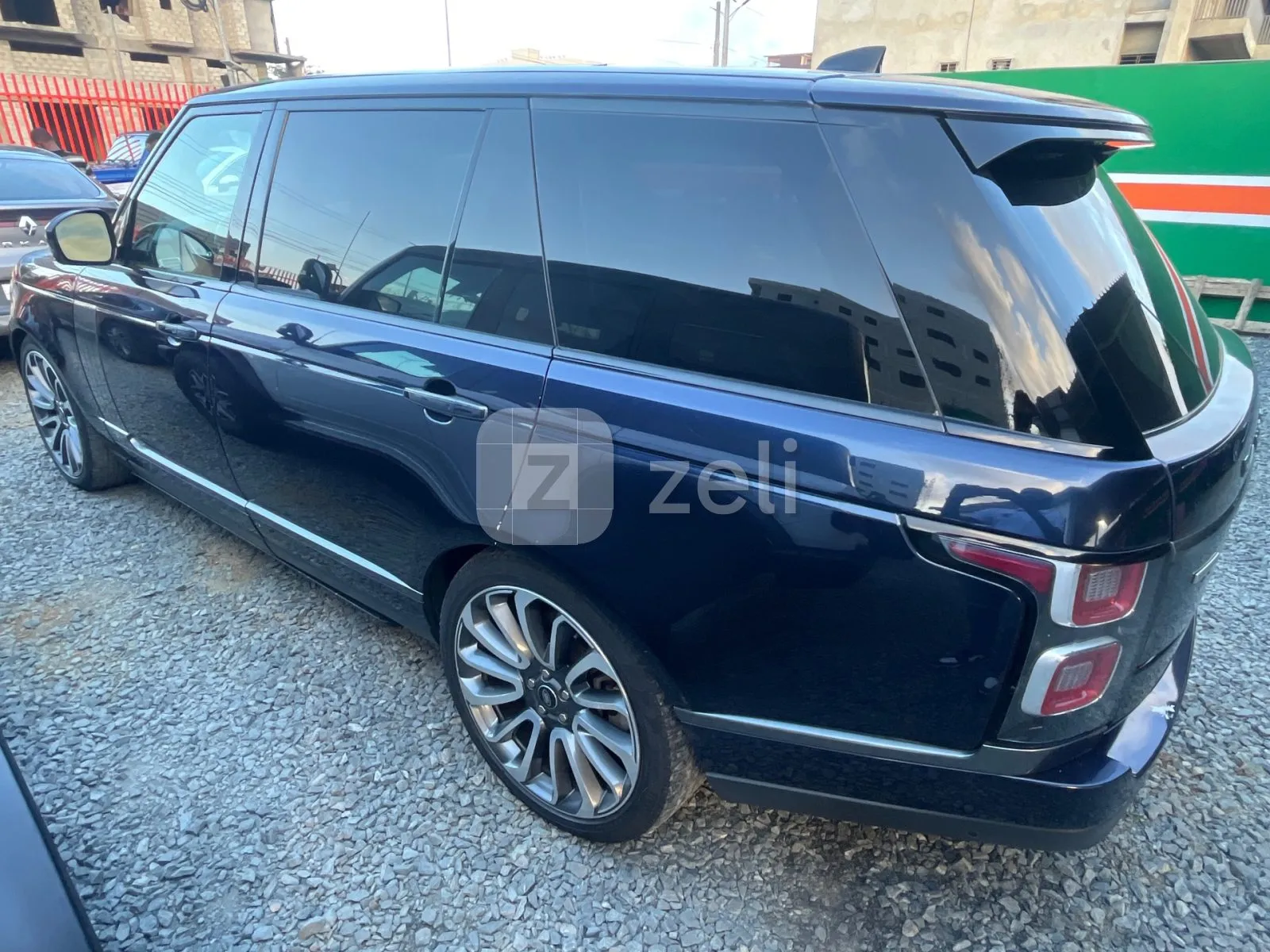 Land Rover Range Rover Vogue 2022 — photo 5