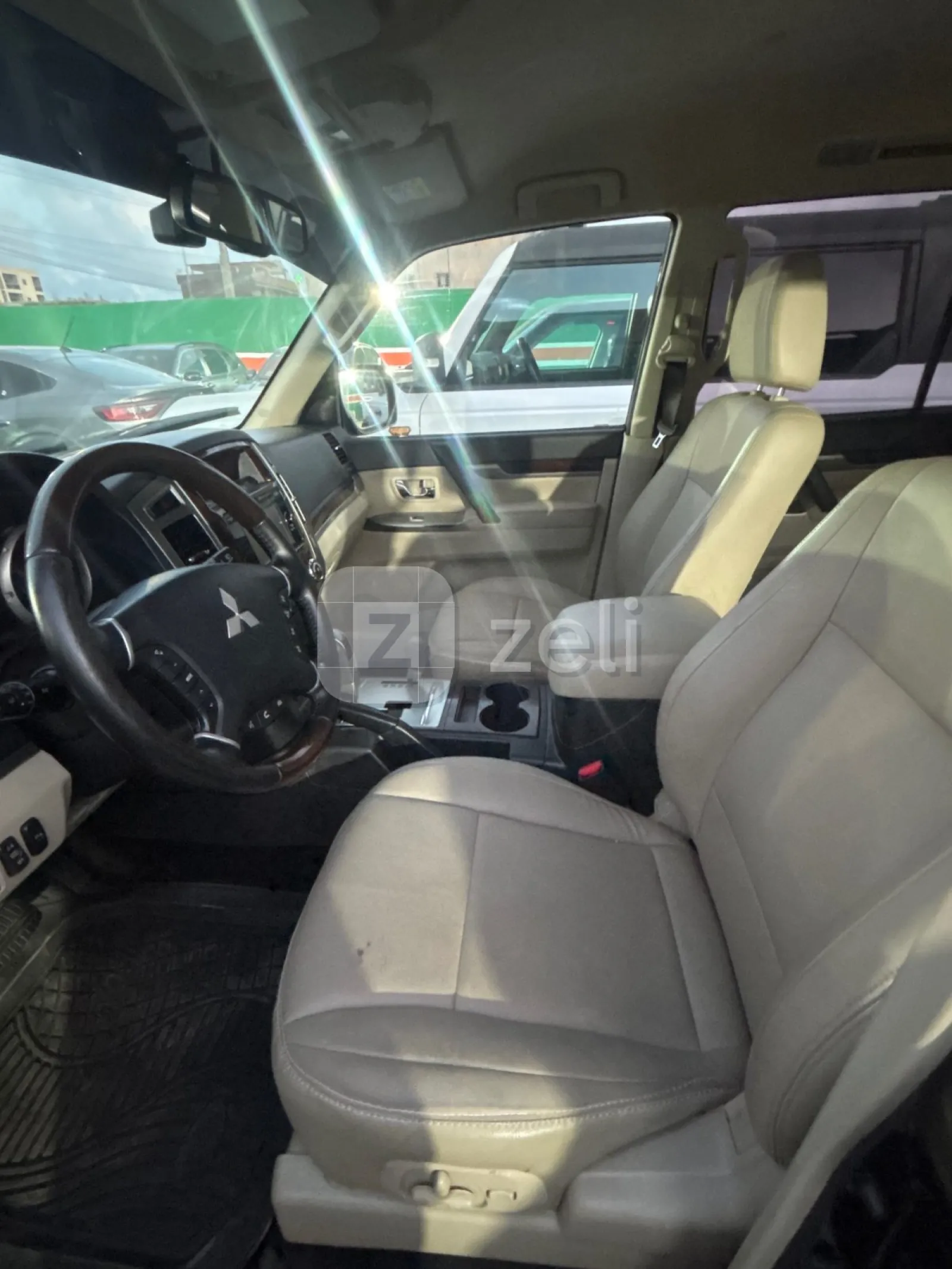 Mitsubishi Pajero 2022 — photo 8