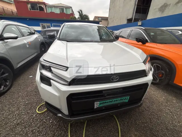 Toyota RAV4 2026 — photo 3