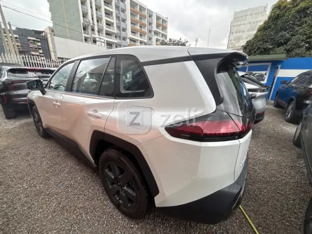 Toyota RAV4 2026 — photo 5