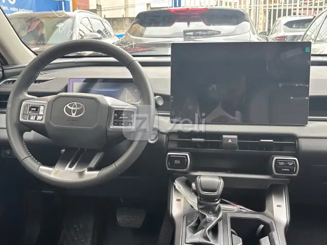 Toyota RAV4 2026 — photo 11