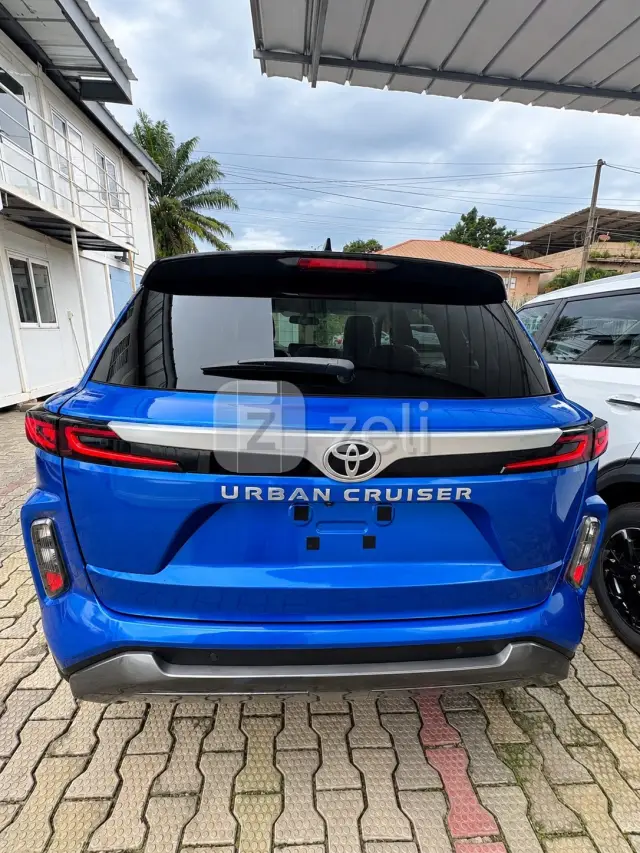 Toyota Urban Cruiser 2026 — photo 3