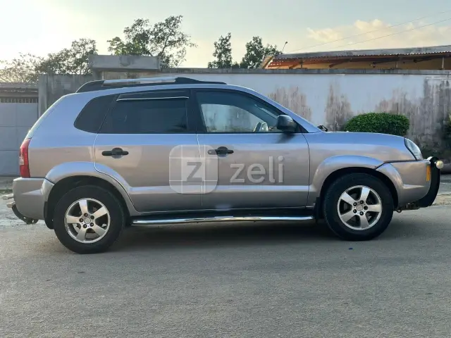 Hyundai Tucson 2007 — photo 3